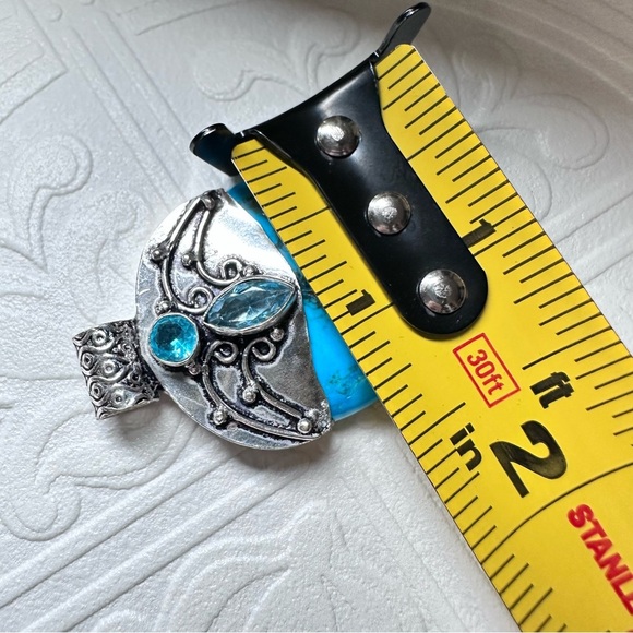Elegant Howlite Pendant Large Blue Dyed Topaz Accents Polished Stone Silver Tone - Picture 10 of 10